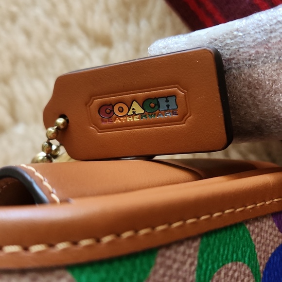 Gorgeous NWT Coach Rainbow Saddle Crossbody Bag with Guitar Strap ❤️🌈💜 - Picture 3 of 16